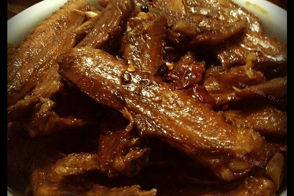 美味酱鸭翅