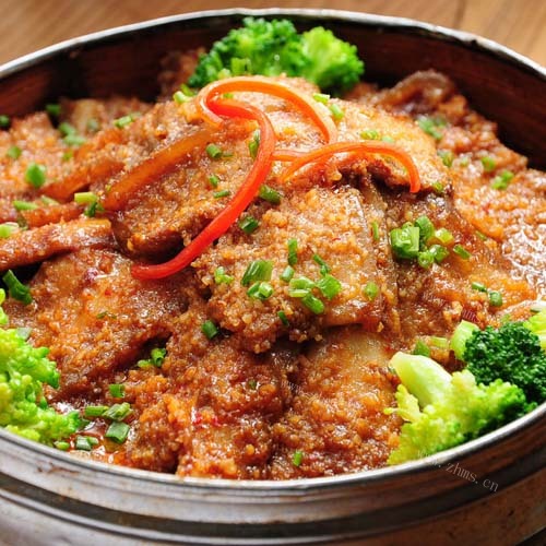 自己在家做土豆粉蒸肉