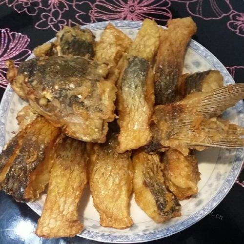 香酥油炸鱼块