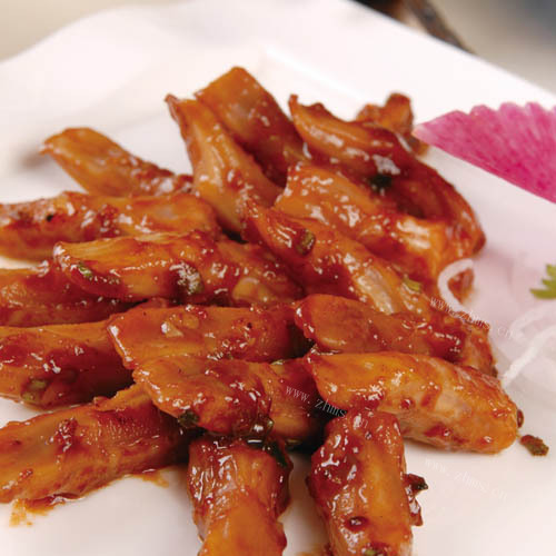 美味酱香鸭舌