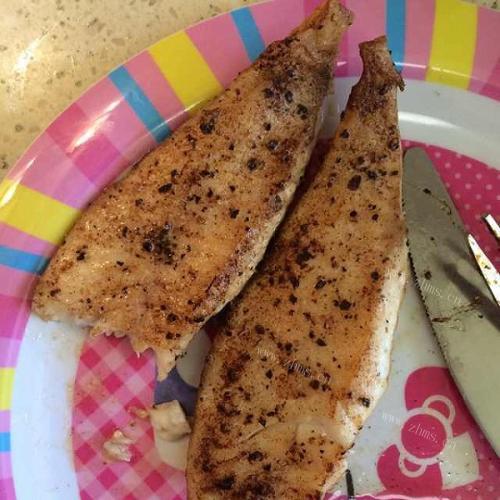 酥脆的百里香煎鱼