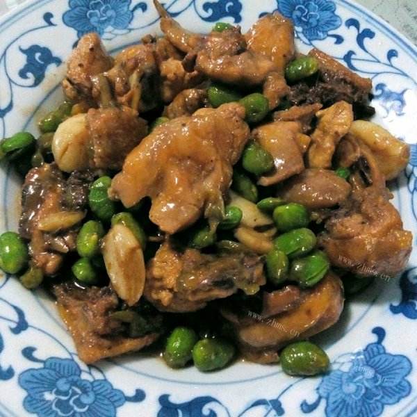 可口的烧鸡块