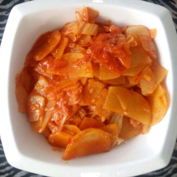 辣白菜炒土豆片