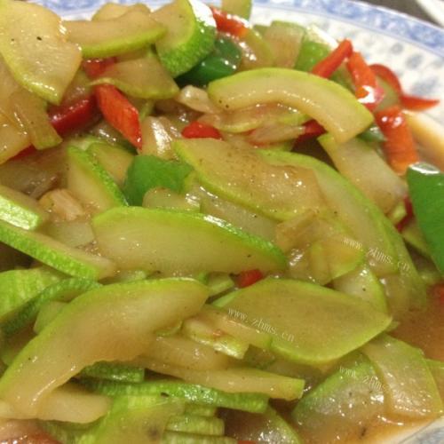 鲜香的清炒西葫芦
