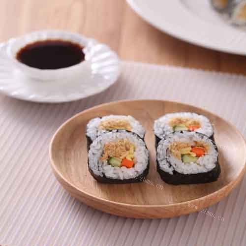 诱人的肉松寿司