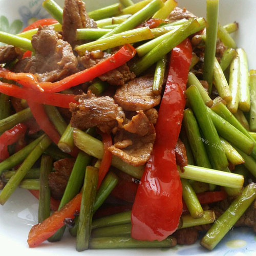家常菜之蒜苔炒肉的做法