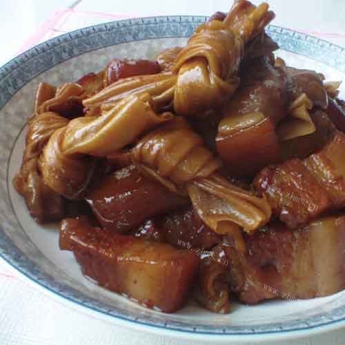 特色玫瑰腐乳红烧肉