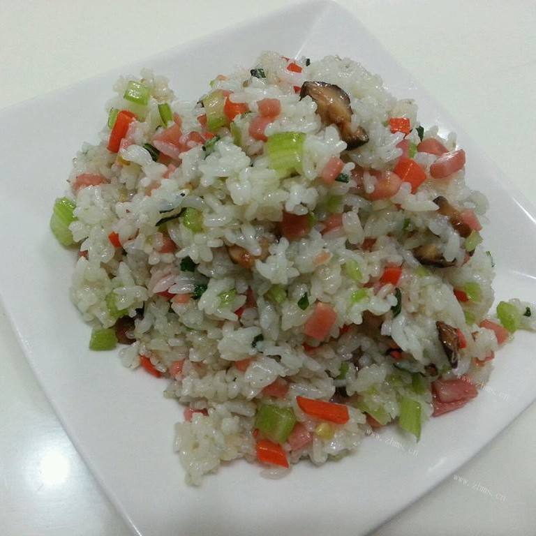 易做的炒米饭的做法