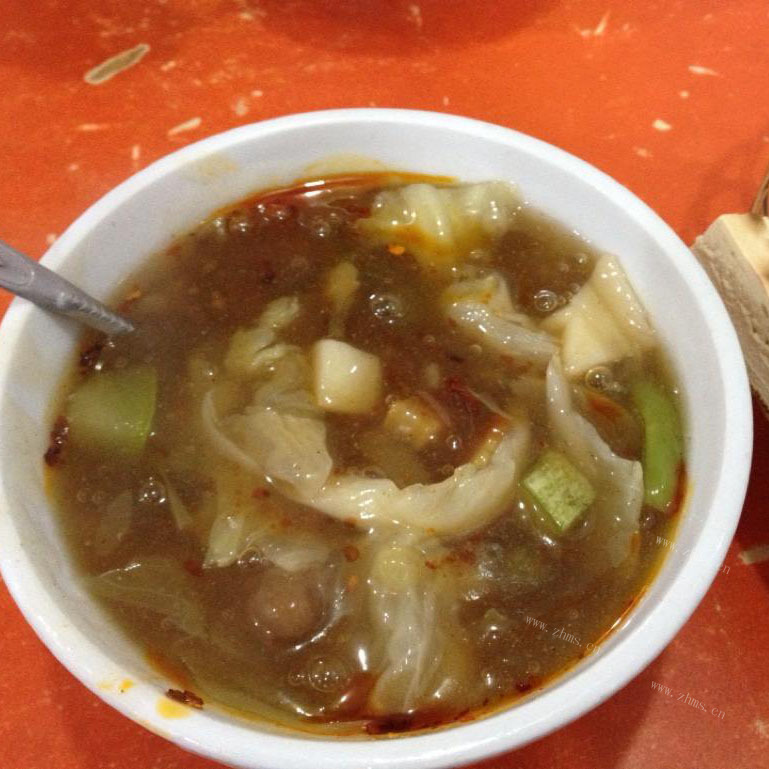 美味的肉丸胡辣汤