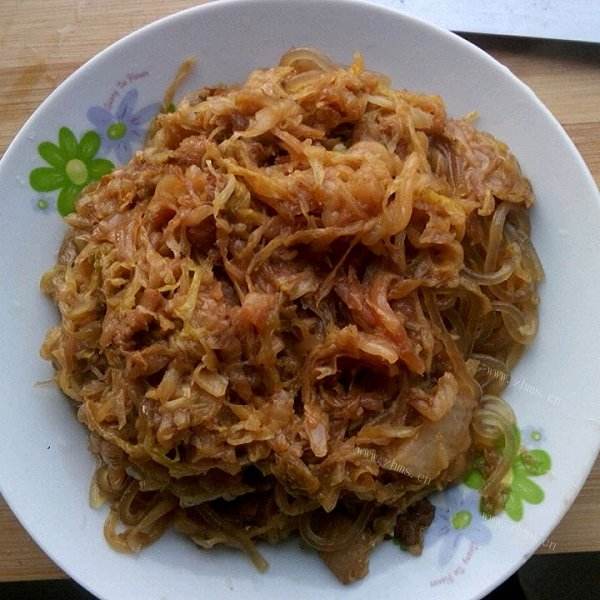 美味的粉条炒肉