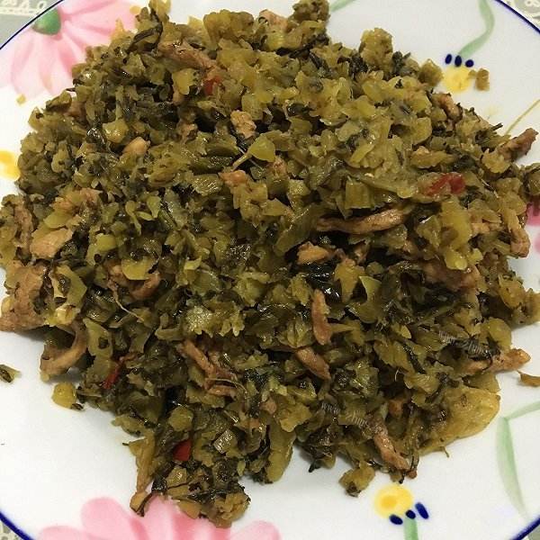 鲜美的雪里蕻炒肉丝