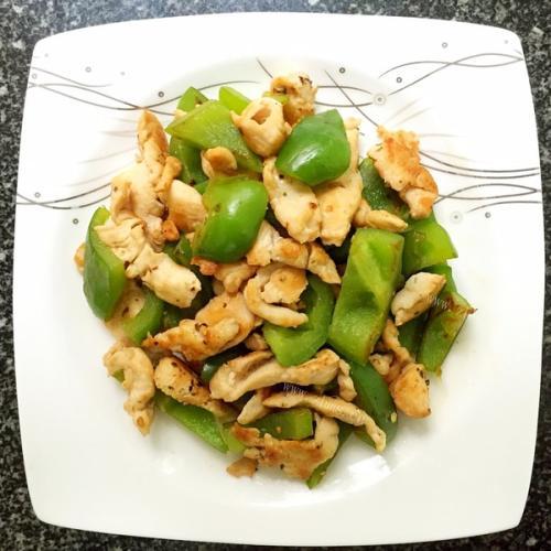青椒炒鸡