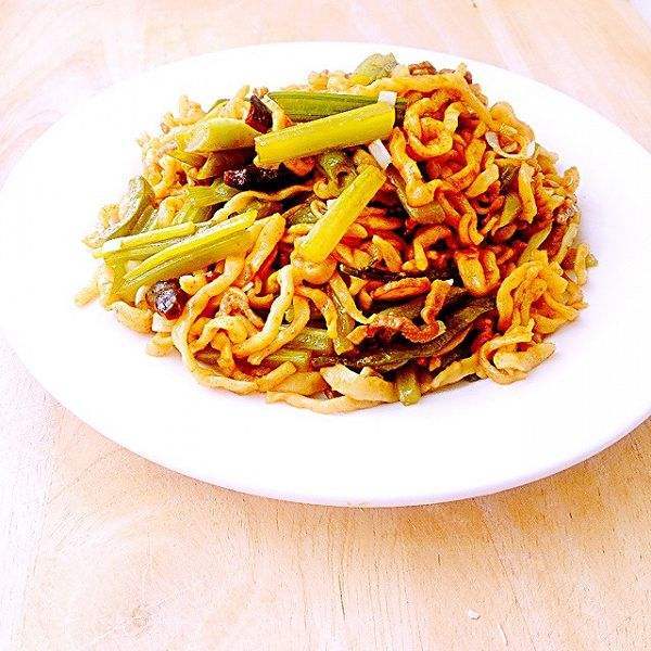 美味的家常焖面