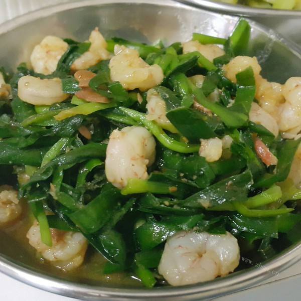 家常的韭菜花炒虾仁