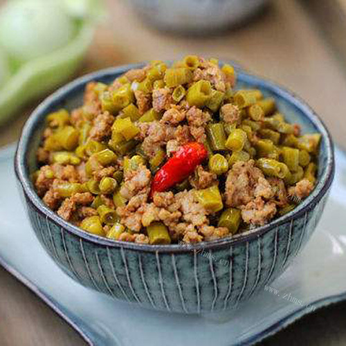 酸豆角肉末