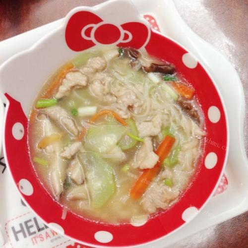酸爽口水鸡丝面