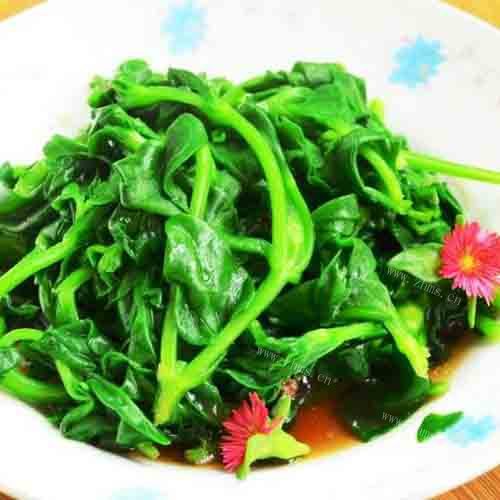 味道不错的凉拌穿心莲