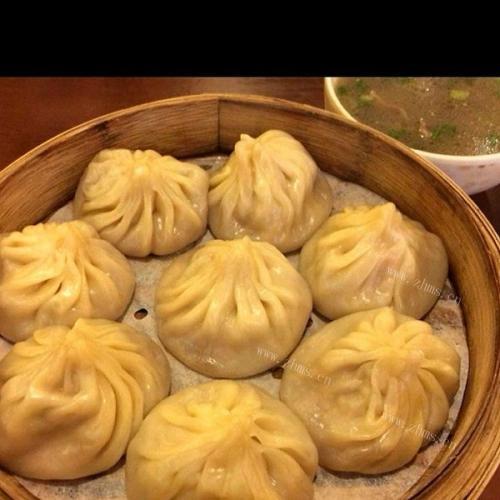 味鲜的南翔小笼包