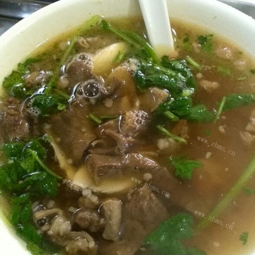 番茄洋葱牛杂汤