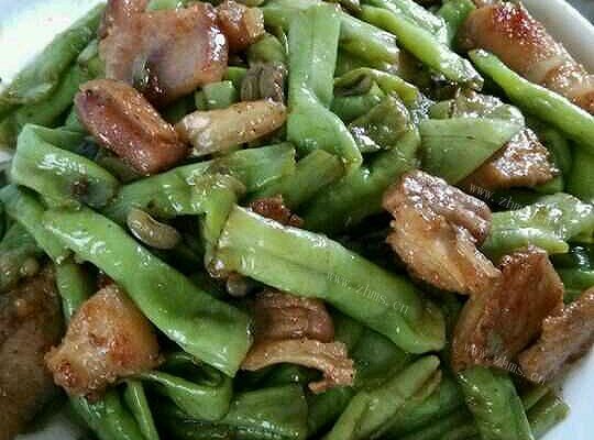 家常五花肉炒豆角