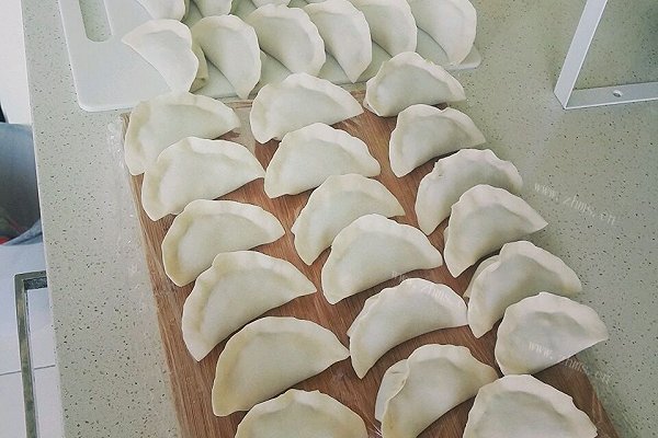 特别的玉米白菜水饺