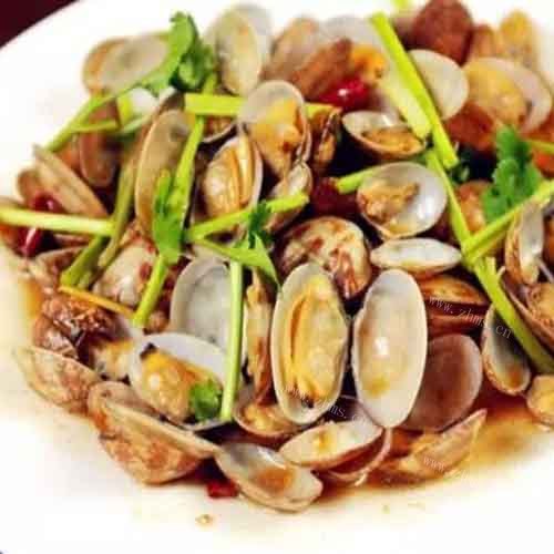 色香味具全的辣炒蛤蜊