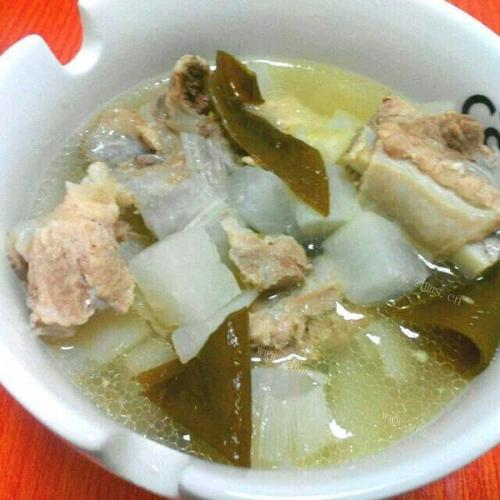 味道十足的白萝卜海带排骨汤