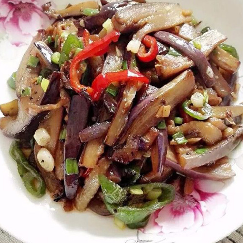 家常西红柿炒茄子