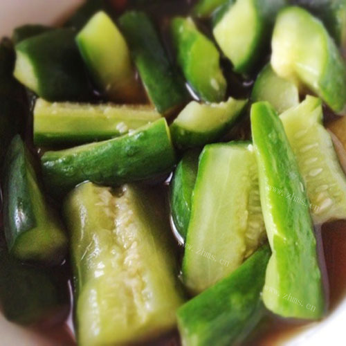 家常菜拌黄瓜