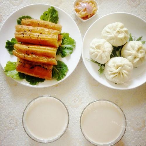 香飘飘的豆浆油条