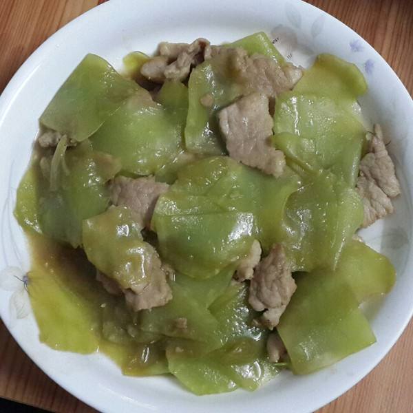 「念念不忘」莴笋炒肉