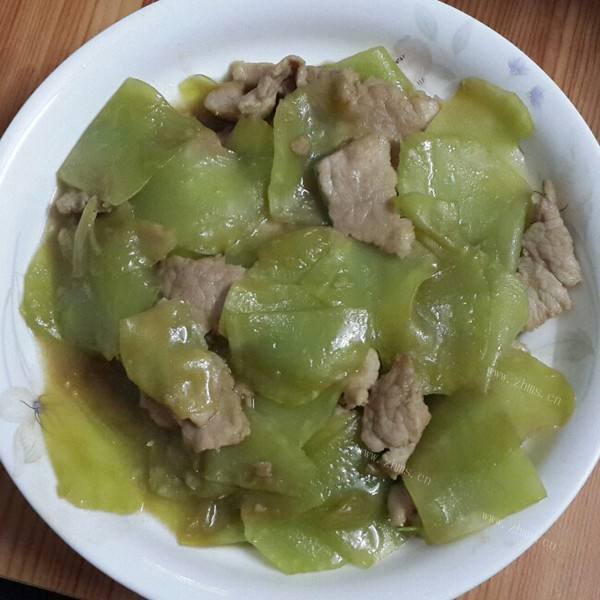 「念念不忘」莴笋炒肉