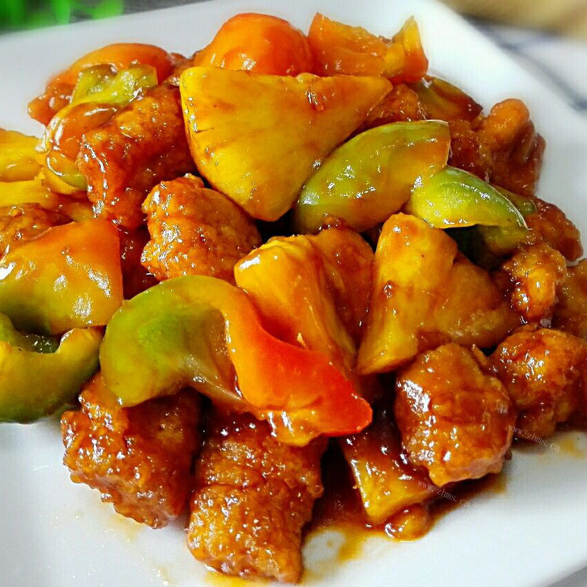 芳香四溢的菠萝咕老肉
