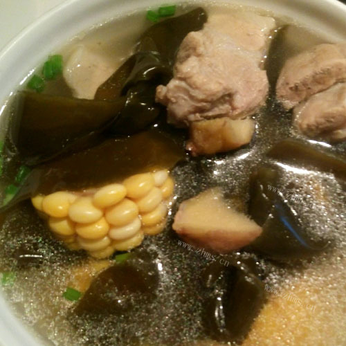 营养的海带绿豆排骨汤