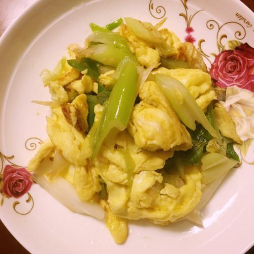 家常菜大葱炒鸡蛋