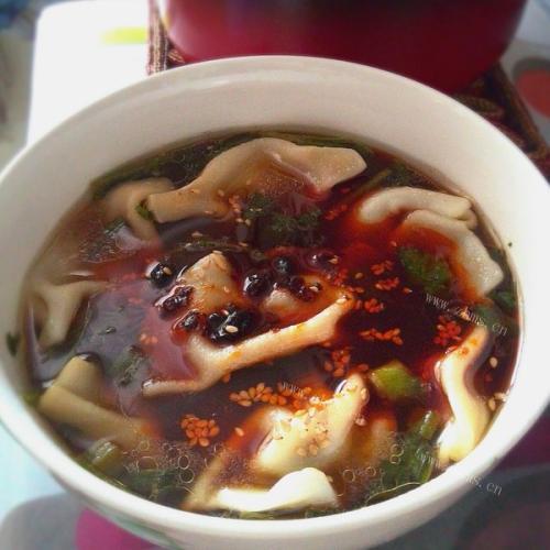 酸汤水饺