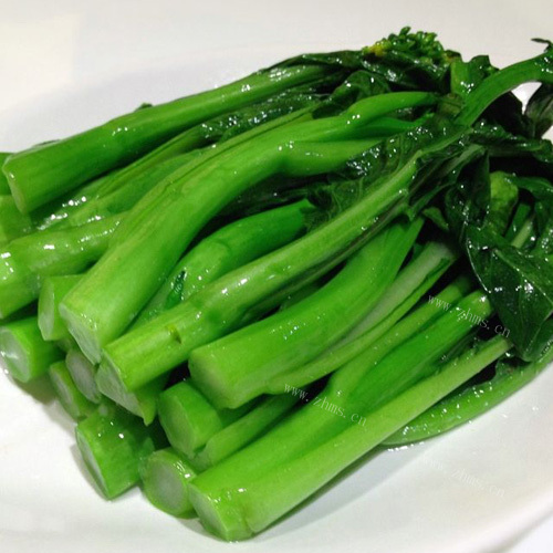 妈妈做的白灼菜心
