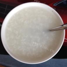咸鲜的大米粥的做法