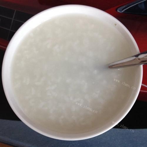 咸鲜的大米粥的做法