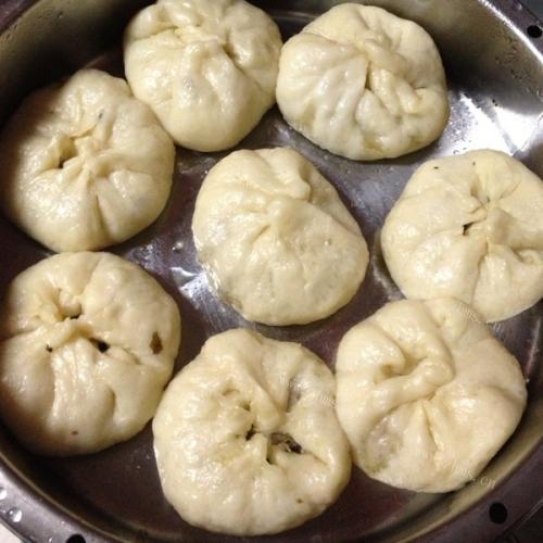 绿色的发面包子的做法