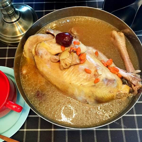 美味银杏炖鸡
