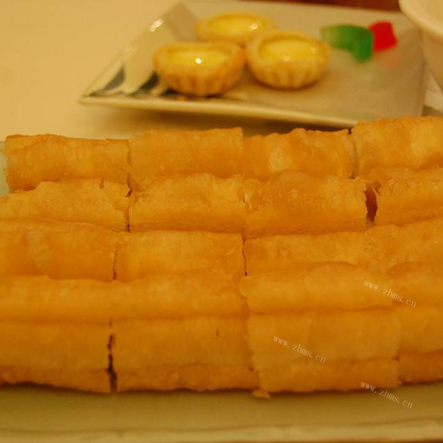 诱人的油炸鬼 