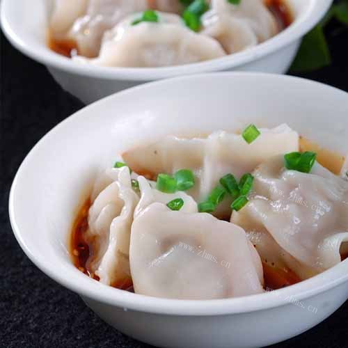 营养丰富的芹菜猪肉水饺