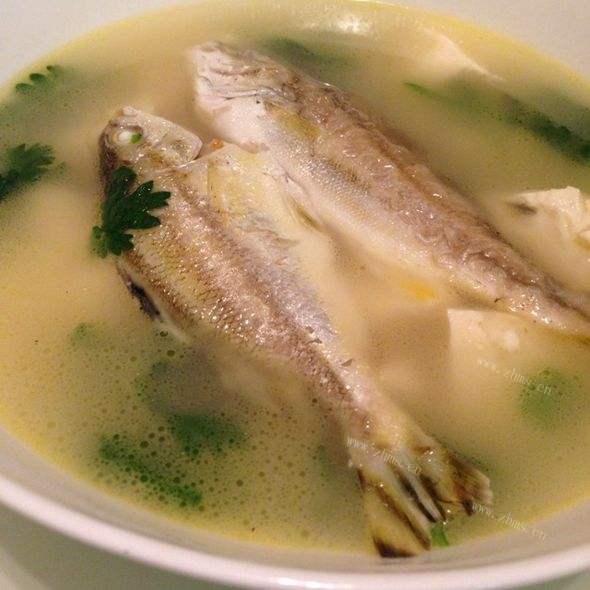 鲫鱼汤豆腐