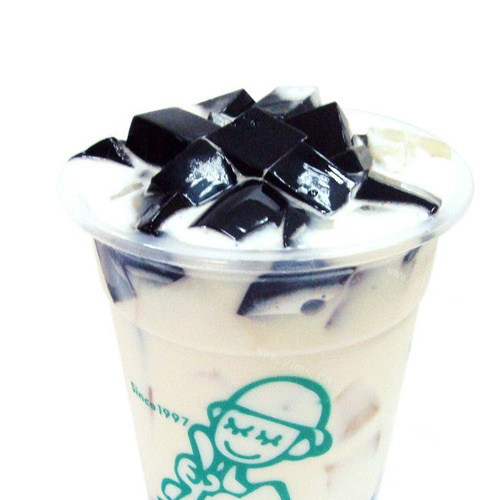美味的仙草奶茶