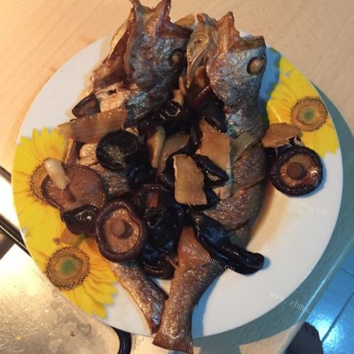 下饭的的红烧大黄鱼