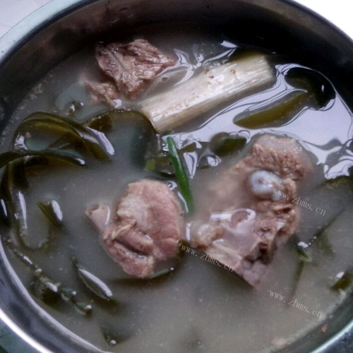 补钙降压海带豆芽排骨汤