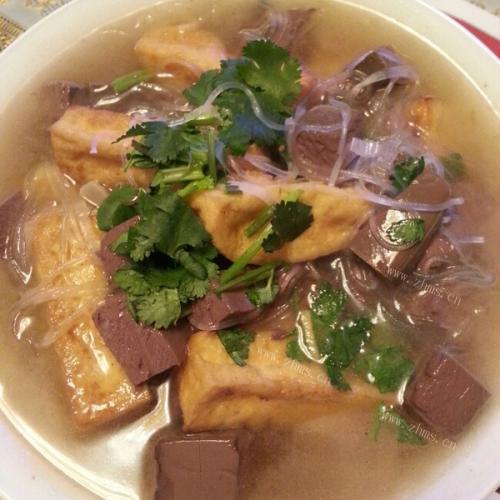 美味鸭血粉丝