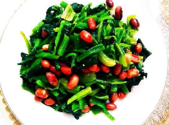 美味的陈醋菠菜花生米