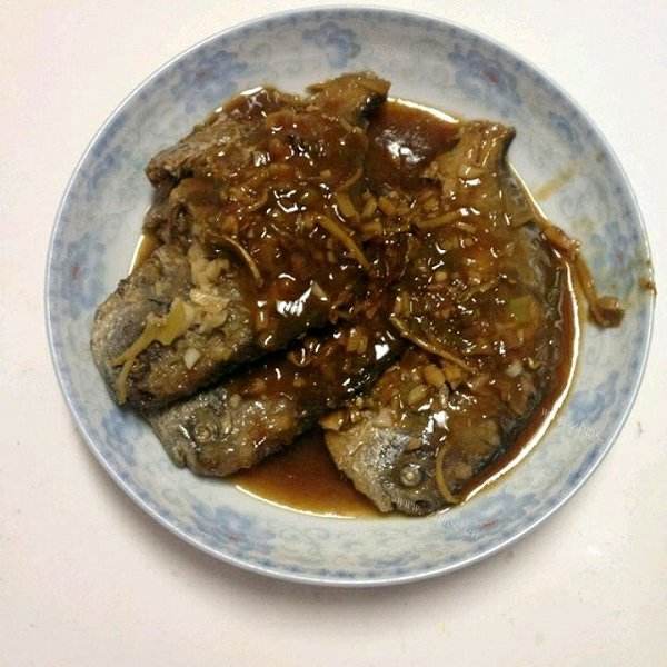诱人的啤酒炖鱼
